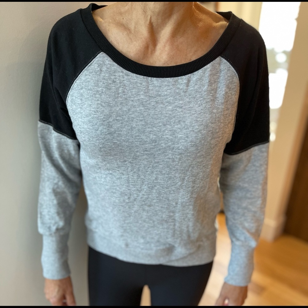 ALTERNATIVE Sweatshirt Size XS